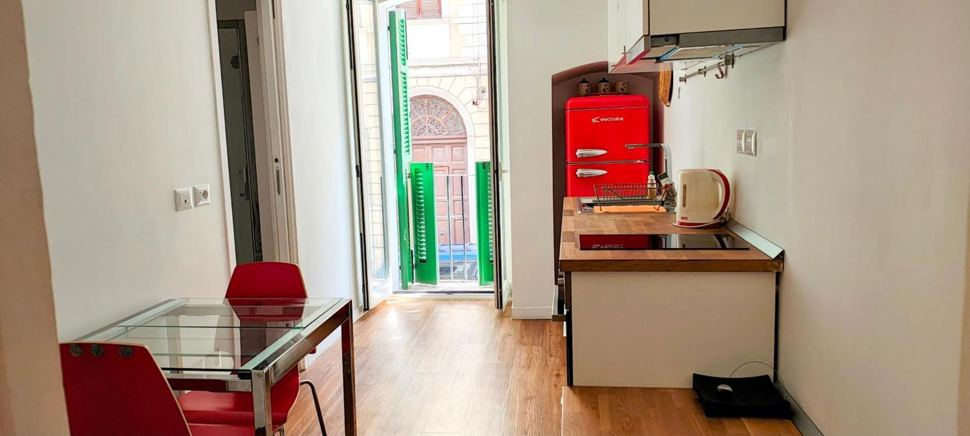 Central Suite Apartment 바리 외부 사진